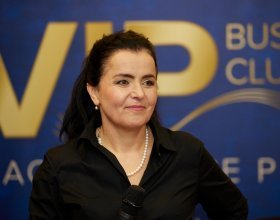Lucie Urválková, místopředsedkyně představenstva a finanční ředitelka UNIQA Group (205)